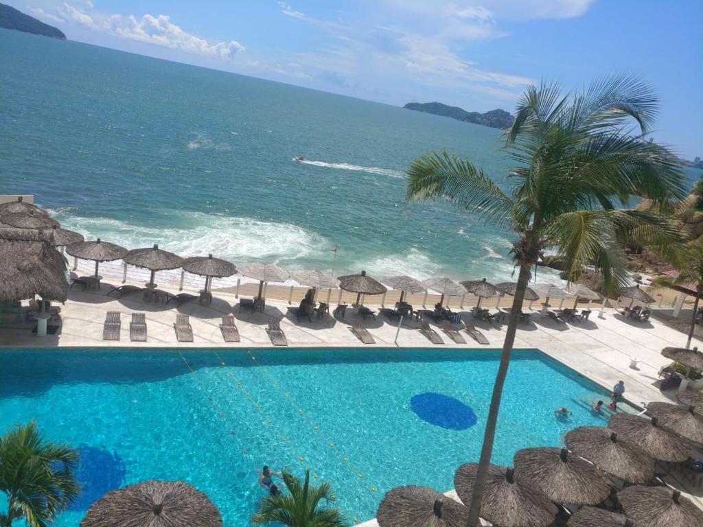 Suite en torres gemelas con vista al mar photo 2
