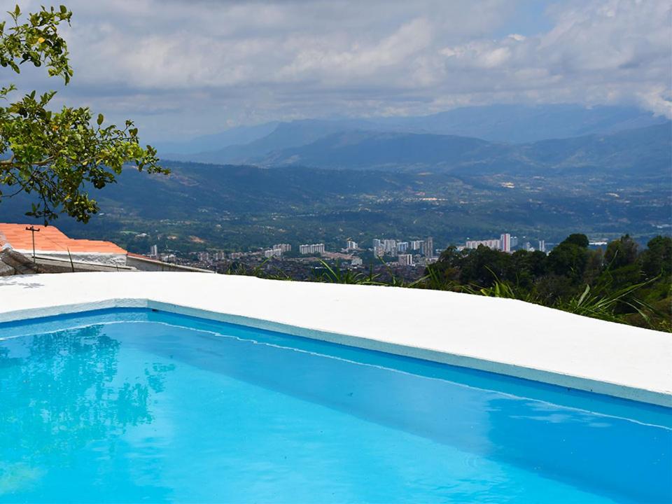 Hermosa finca con vista a la ciudad a 20 min de Bucaramanga photo 1
