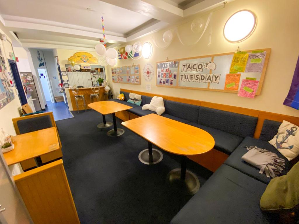 ITH San Francisco Pacific Tradewinds Hostel photo 3