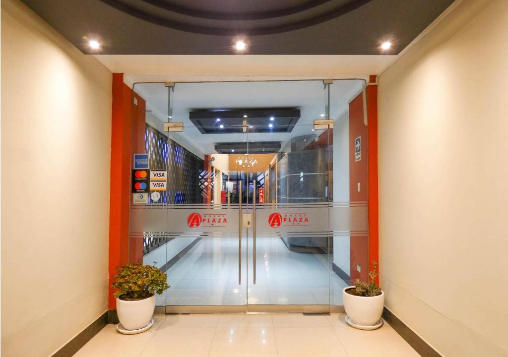 Hotel Plaza photo 4