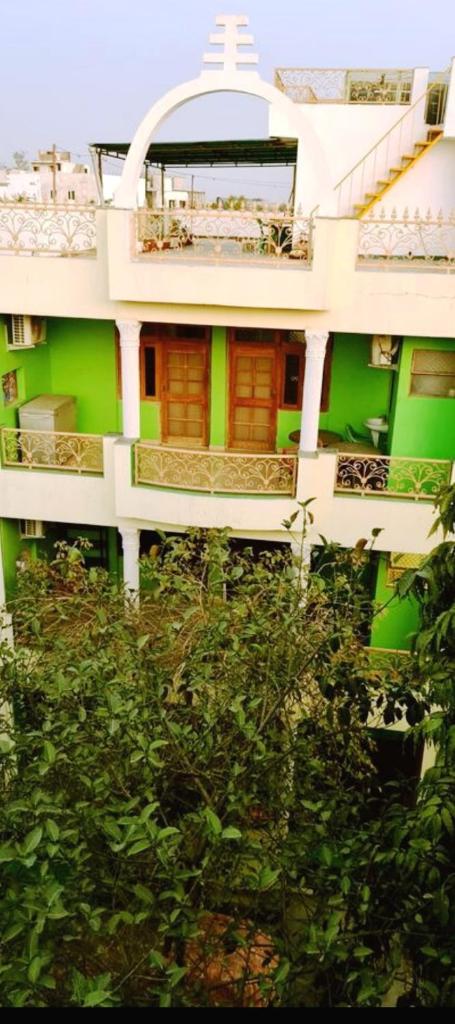Трехместный (Трехместный номер с собственной ванной комнатой), Anukampa Paying Guest House
