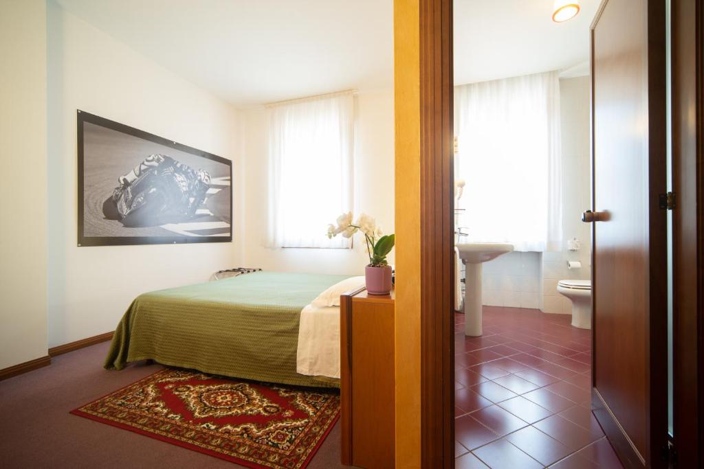 Hotel Cima photo 1