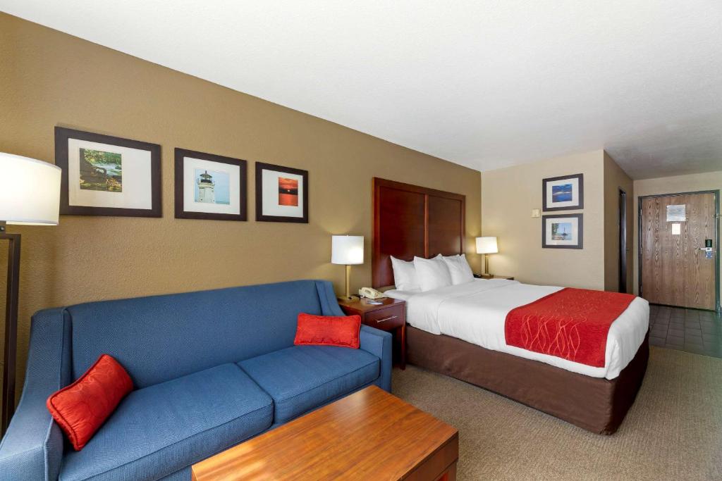 Comfort Inn River's Edge photo 2