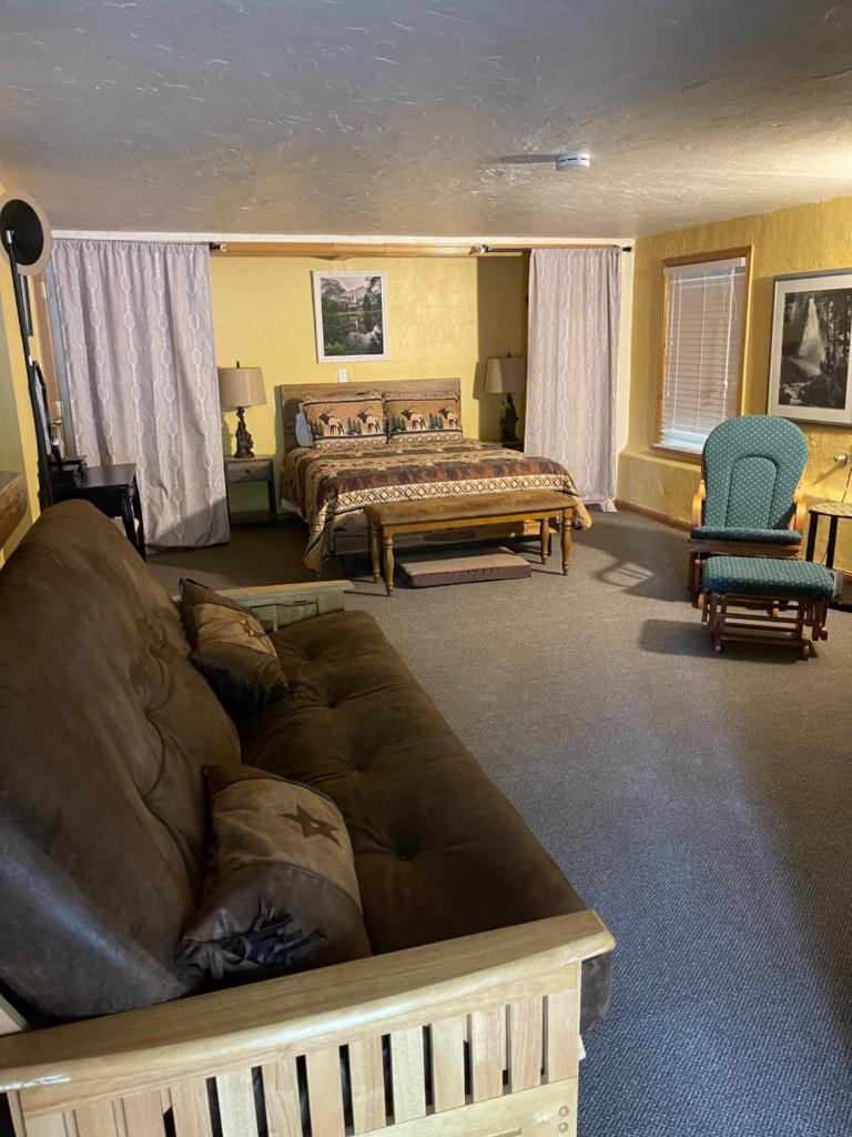 Yosemite Bass Lake Dream Cottage photo 3