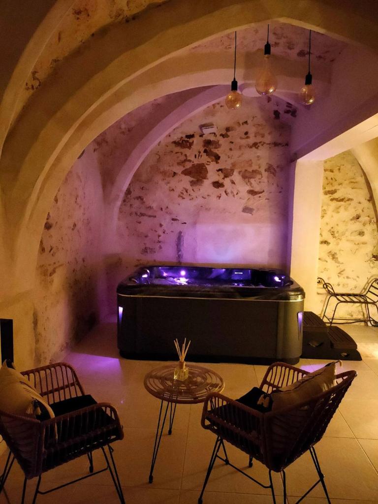 L'envoûtement Provençal, jacuzzi privatif et SPA photo 2
