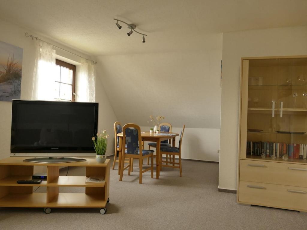 Cozy Apartment located in Rovershagen with Garden photo 3