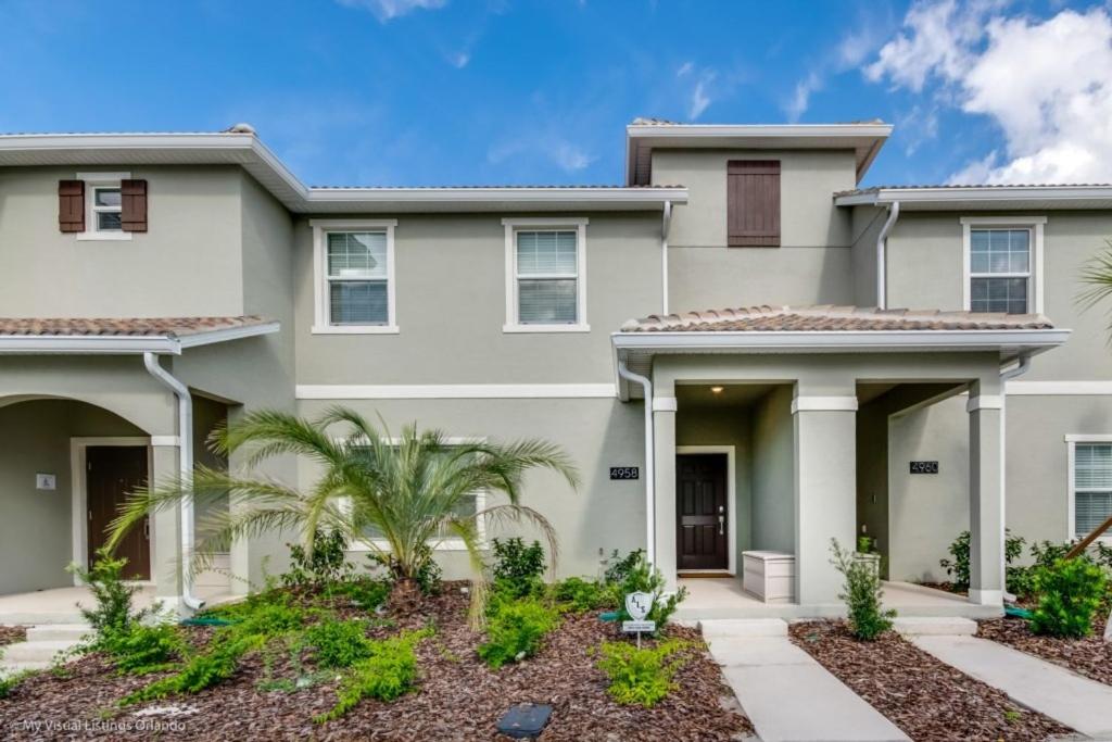 4 Bed Storey Lake Resort With Lazy River 4 Bedroom Townhouse by RedAwning image