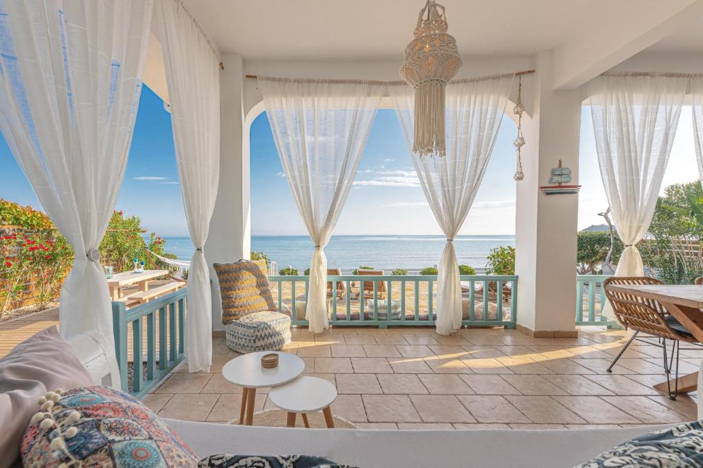 Anemos Beach House photo 4