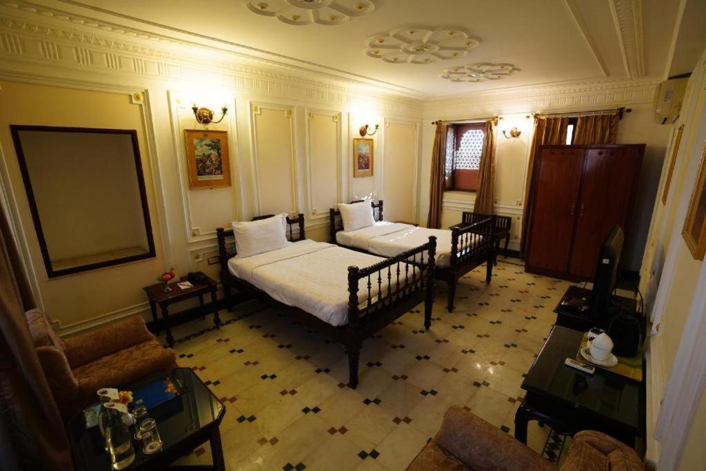 The Laxmi Niwas Palace photo 2