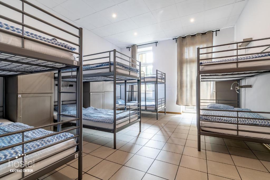 Номер (Кровать в общем 8-местном номере), Hostel Katowice Centrum