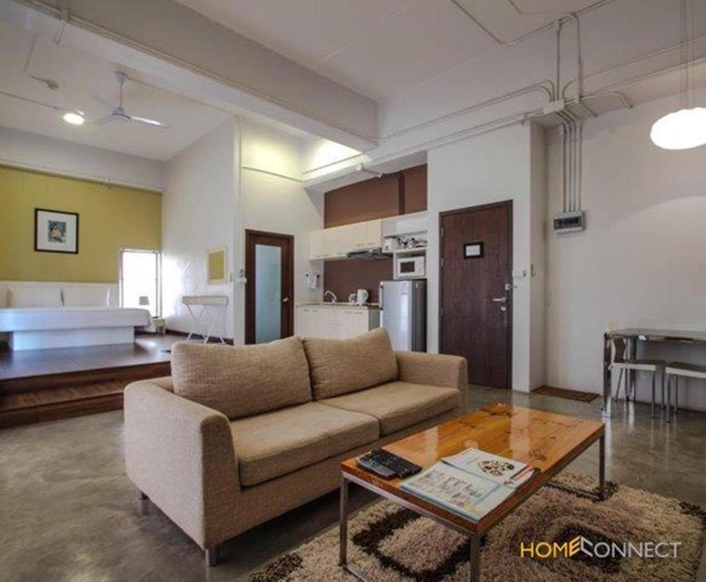 Студио (Номер-студио в мансарде), T Series Place Serviced Apartment