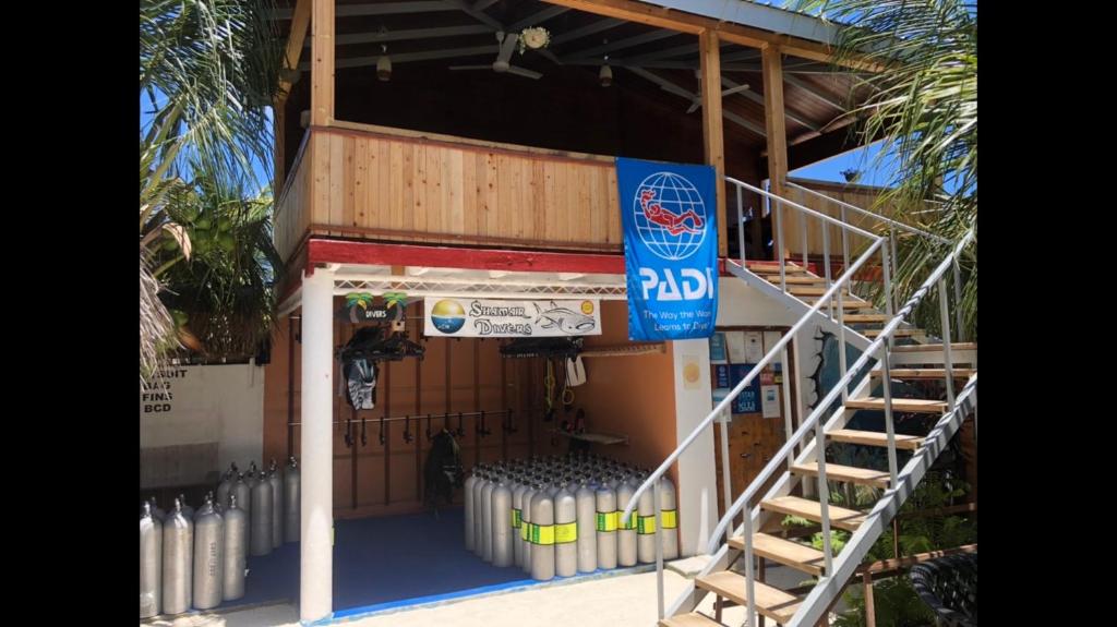 Shamar Guesthouse & Dive photo 2