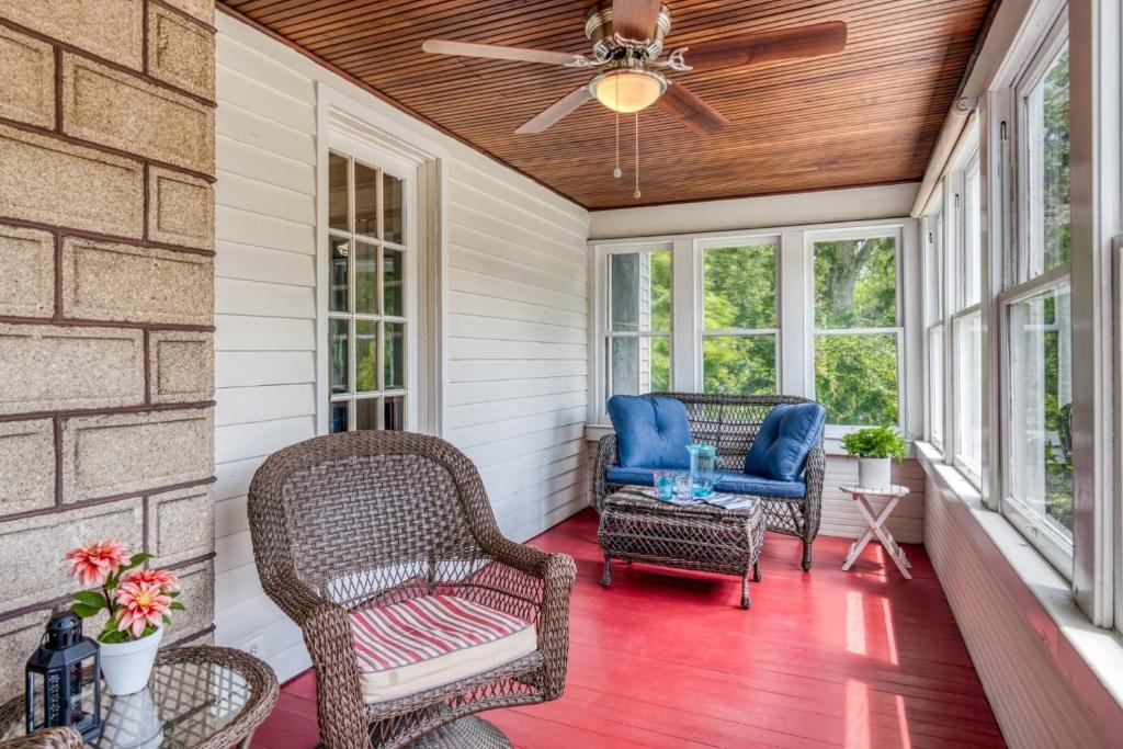 16 Saragossa Street B image
