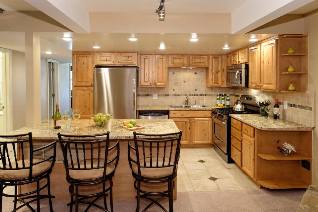 Standard Two Bedroom - Aspen Alps #103 image