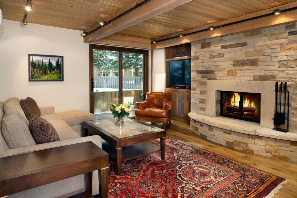 Premier 2 Bedroom - Aspen Alps #104 image