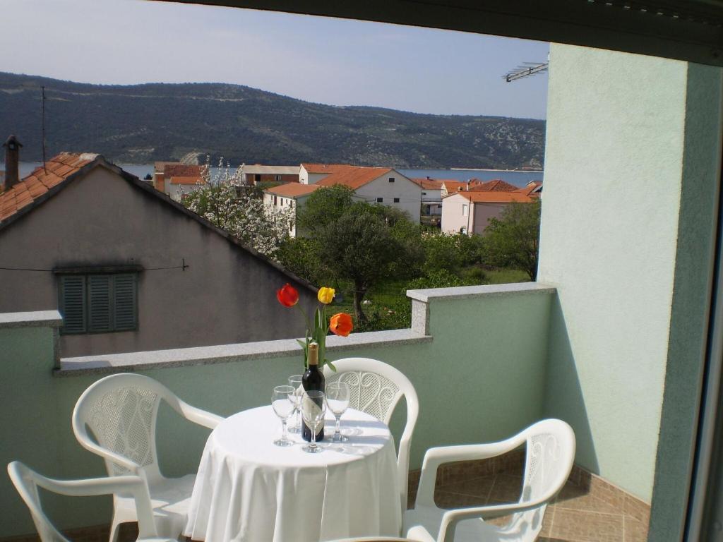 Apartments GUNJA photo 2