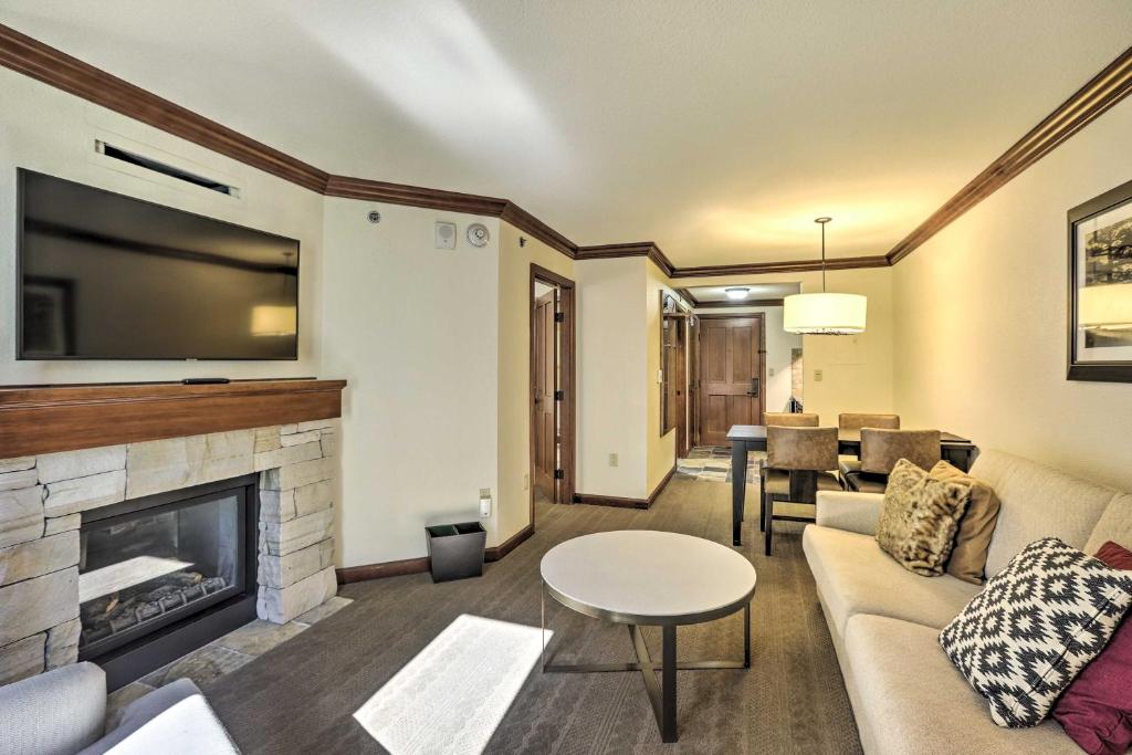 Ski-InandOut Squaw Valley Condo Year-Round Retreat! photo 2