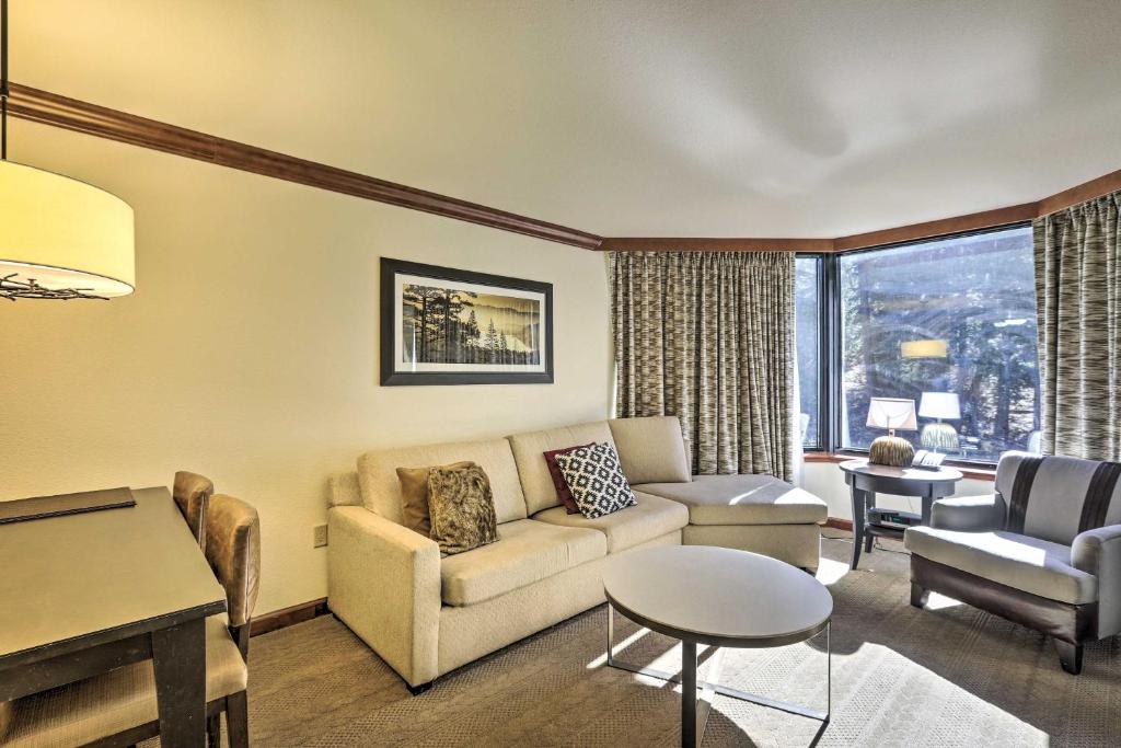 Ski-InandOut Squaw Valley Condo Year-Round Retreat! photo 3