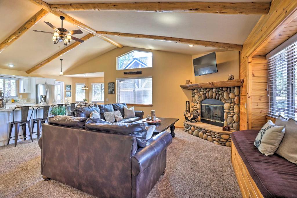 Big Bear Cabin with Deck about 6 Miles to Ski Resorts! photo 3