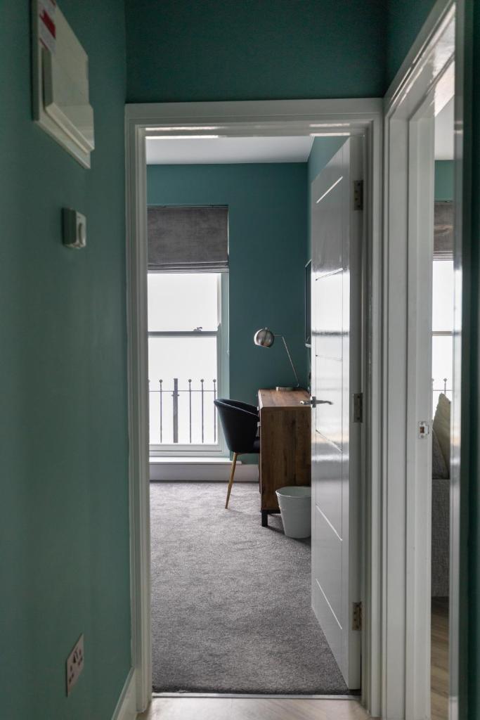 Ty Belgrave - Apartment 2 photo 2