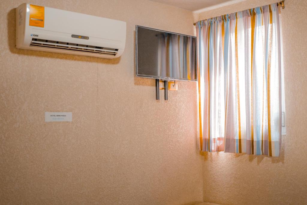 PENINSULA STAYS Executive Hotel photo 4