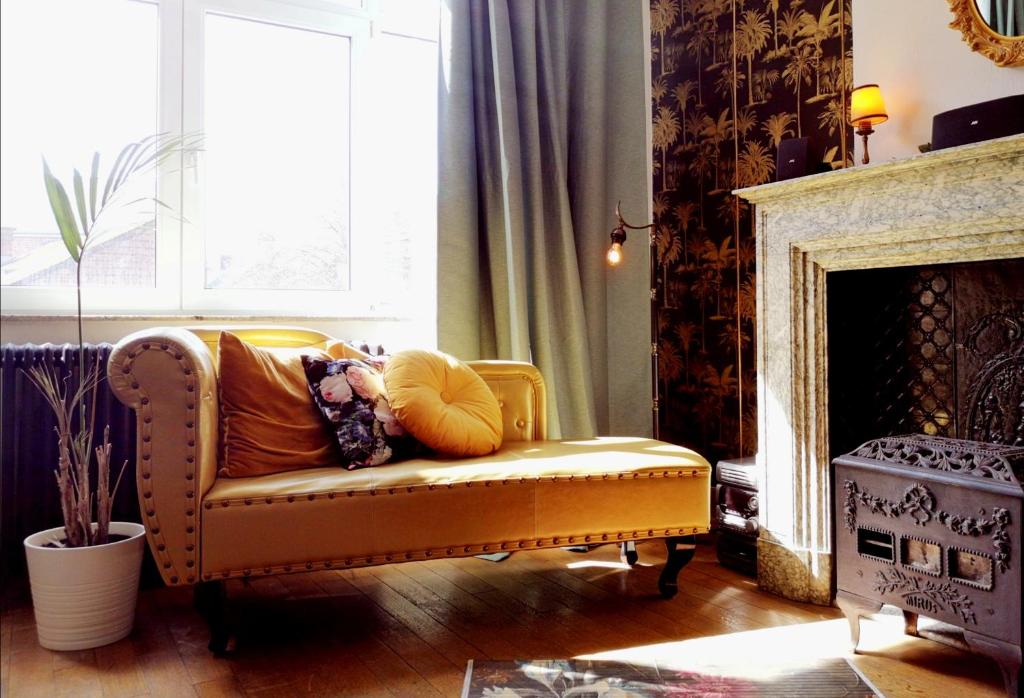 Retro Parisian Apartment - Spacious 75m2 and fully equipped - Fabulous location IN city center photo 2