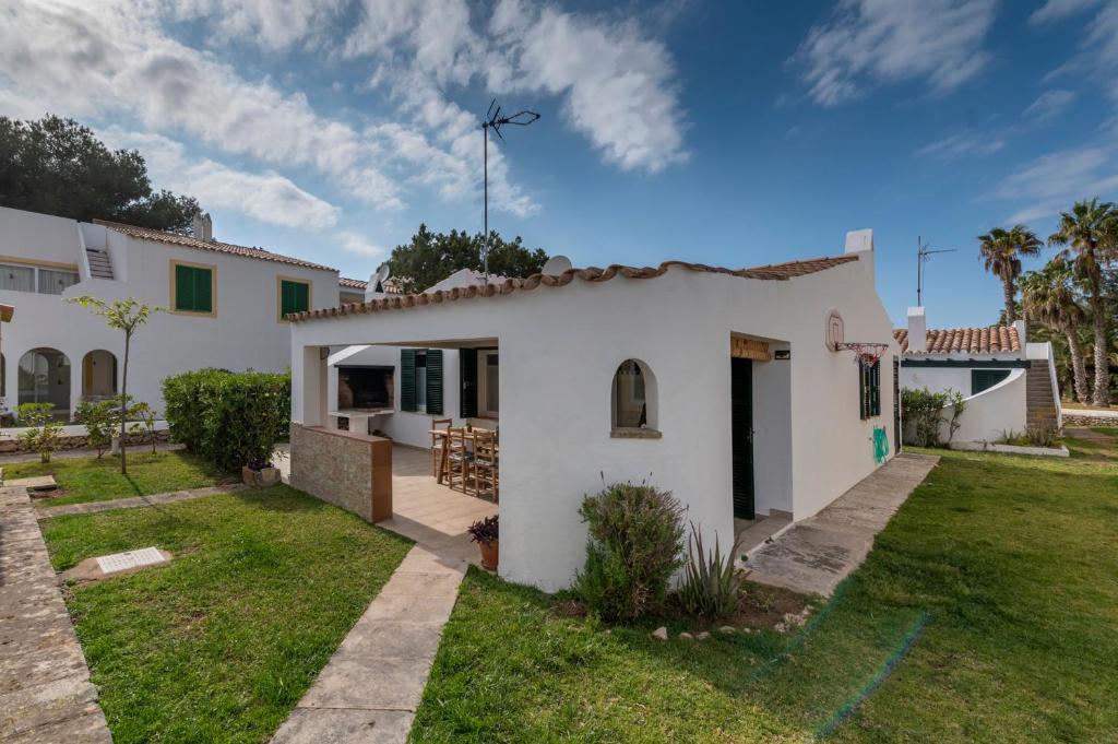 Apartamento con piscina y playa