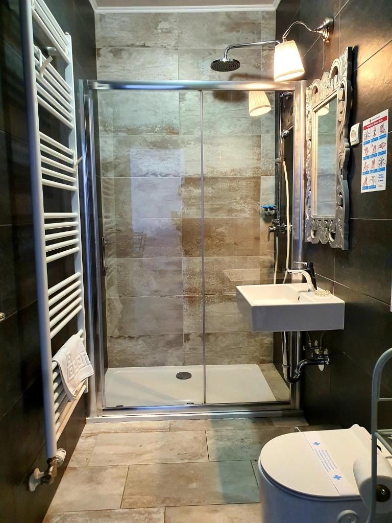 Central Luxury Apartments photo 2