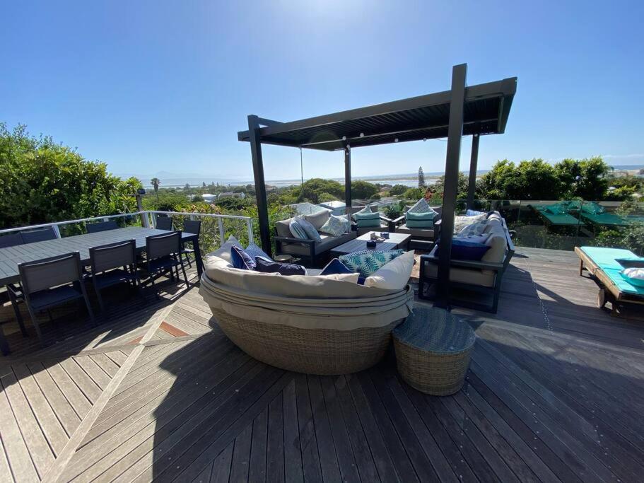 Lasalle holiday home (Sun, Beach, Views, Fun for everyone!) photo 1