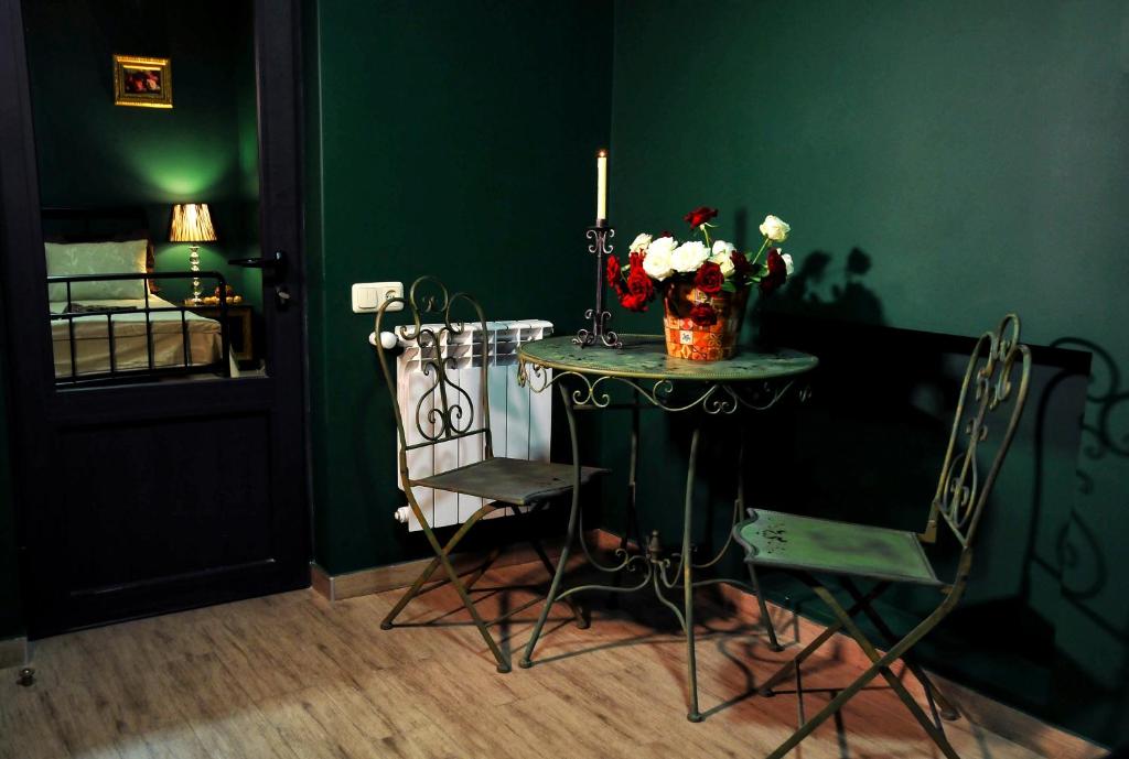 MGA Hostel & Tours photo 3