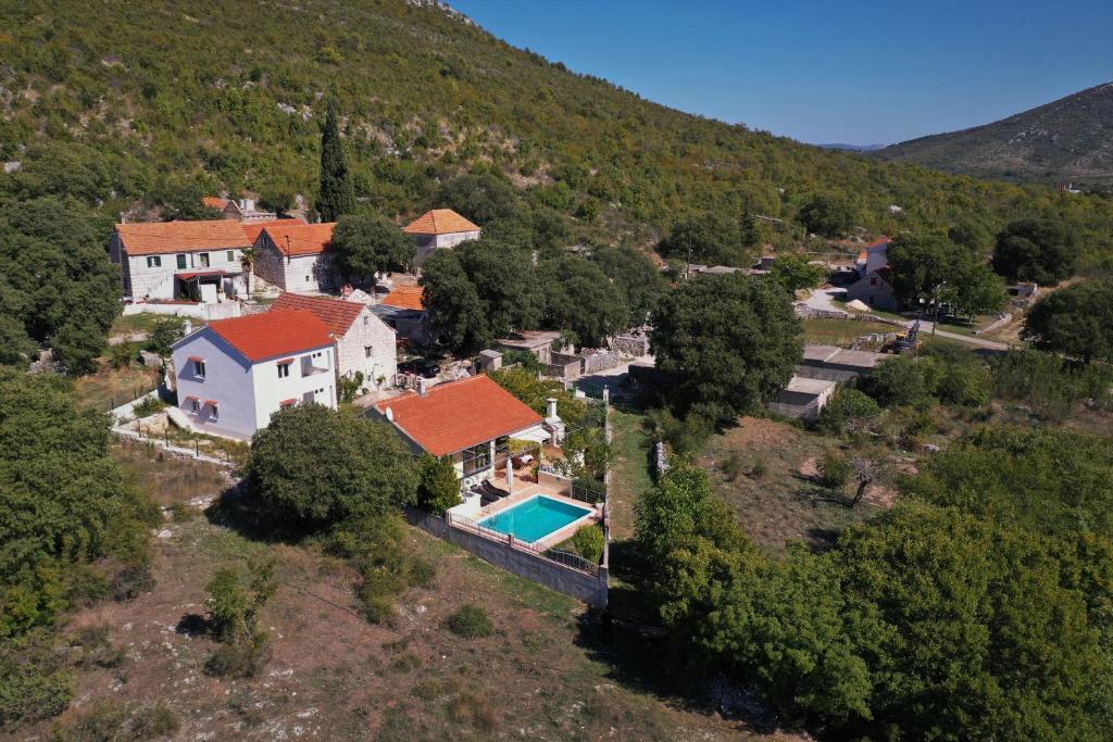 Holiday house Lovre photo 4