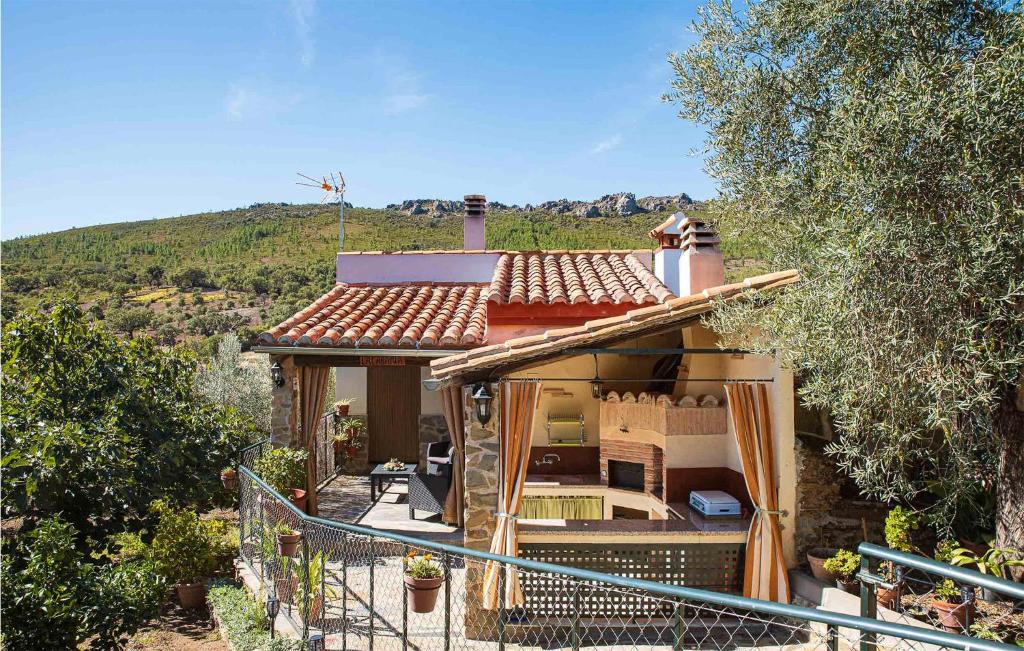 Nice Home In La Acea De La Borrega With Wifi, 1 Bedrooms And Outdoor Swimming Pool photo 3