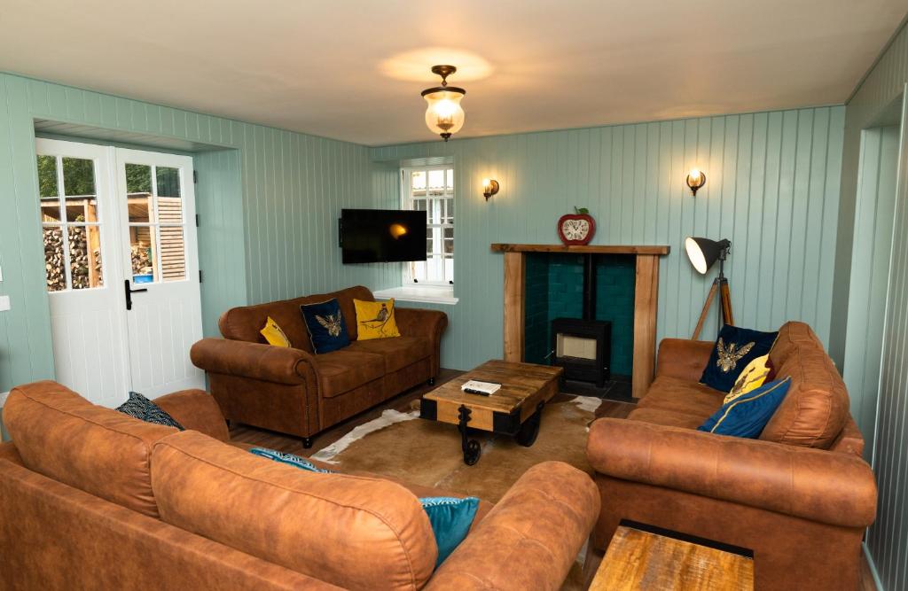 Netherdale House & The Coach House photo 2