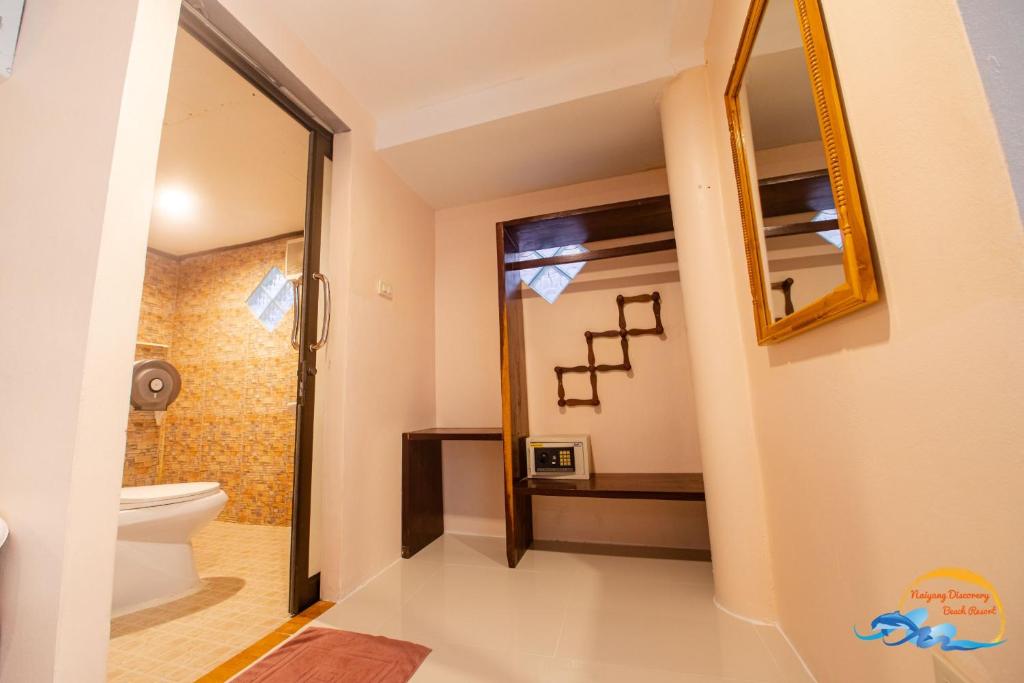 Семейный (Семейный номер с видом на море), Naiyang Discovery Beach Resort