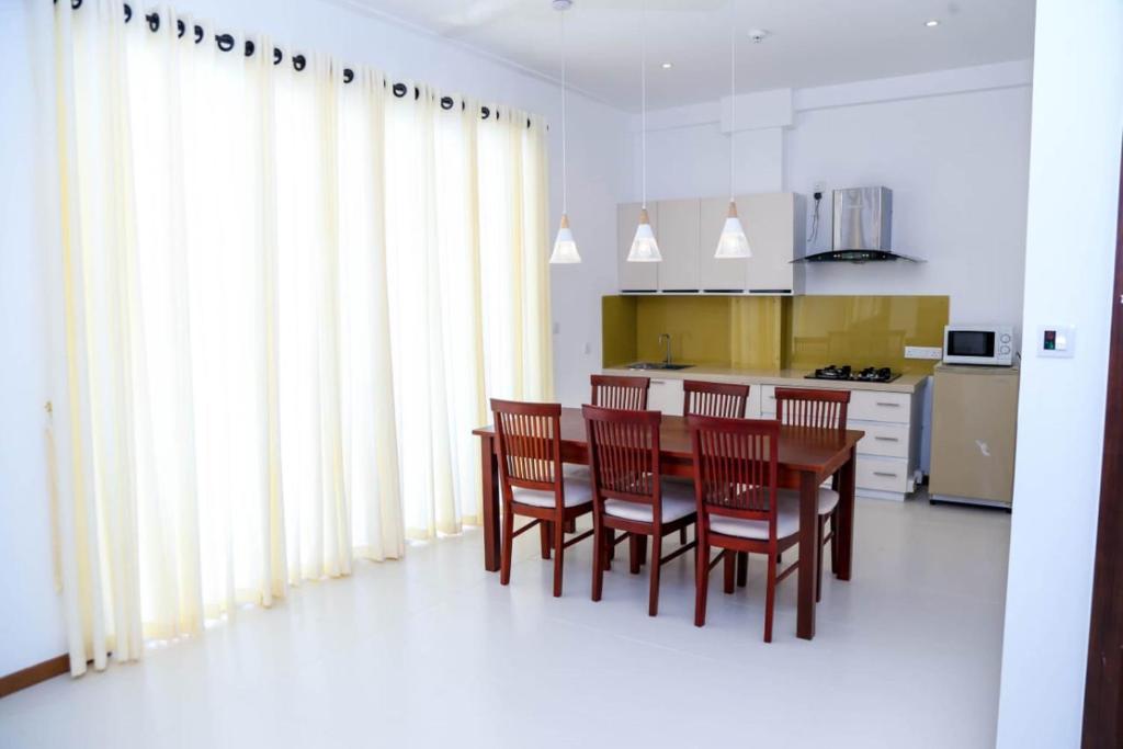 Apna Colombo photo 4