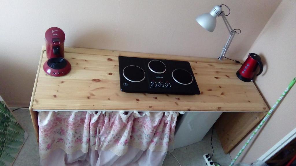 Privatzimmer für eine Person mit Kochgelegenheit photo 1
