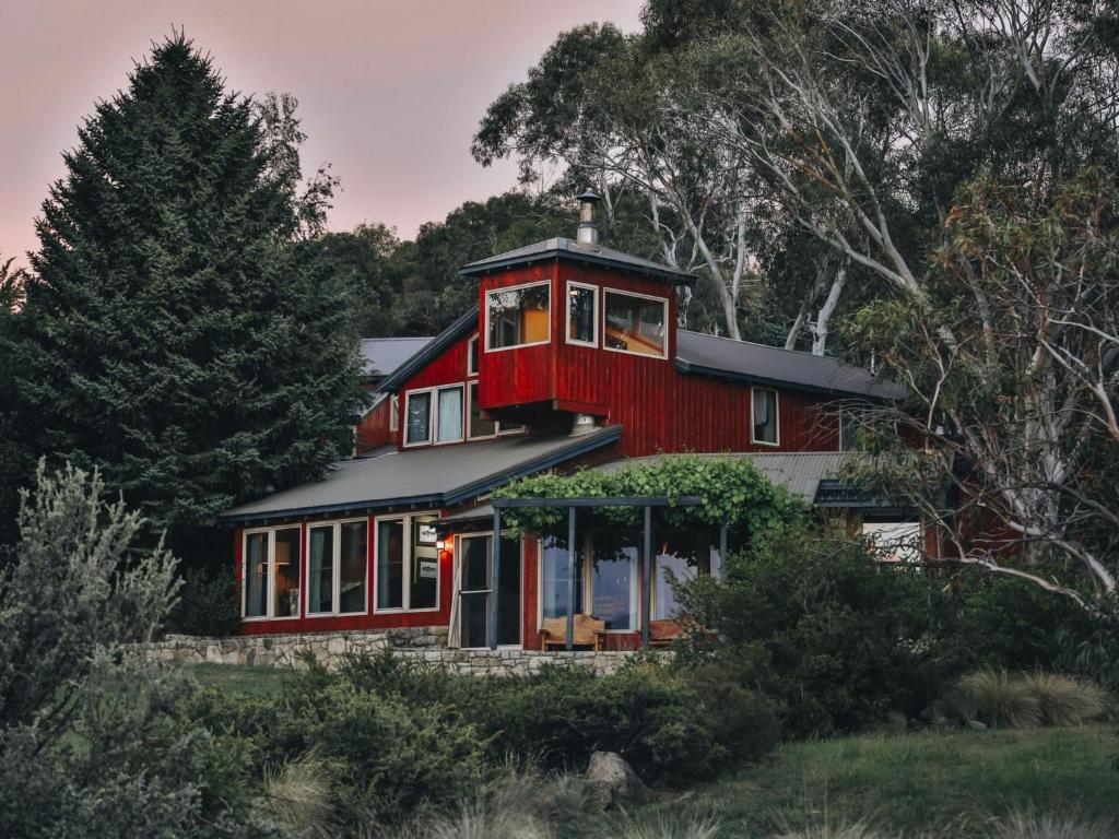 Edzell Stunning Waterfront Home