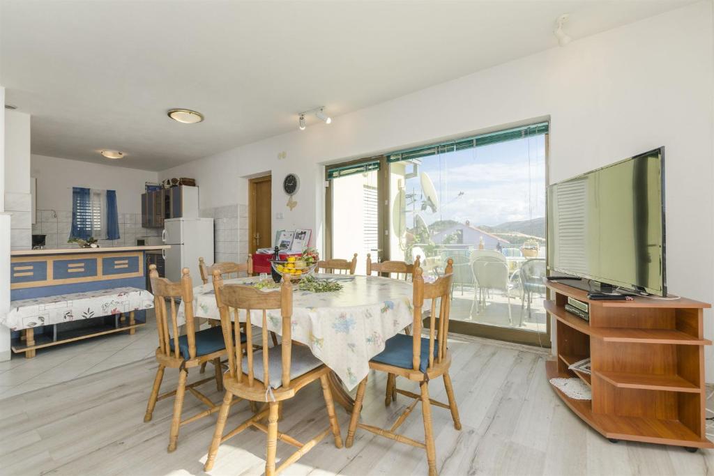 Apartments Bilo photo 3
