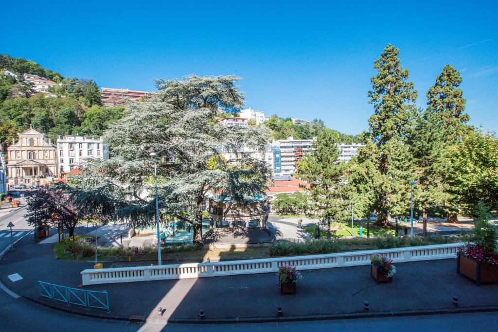 "Petit Royal" Confort Thermes photo 4