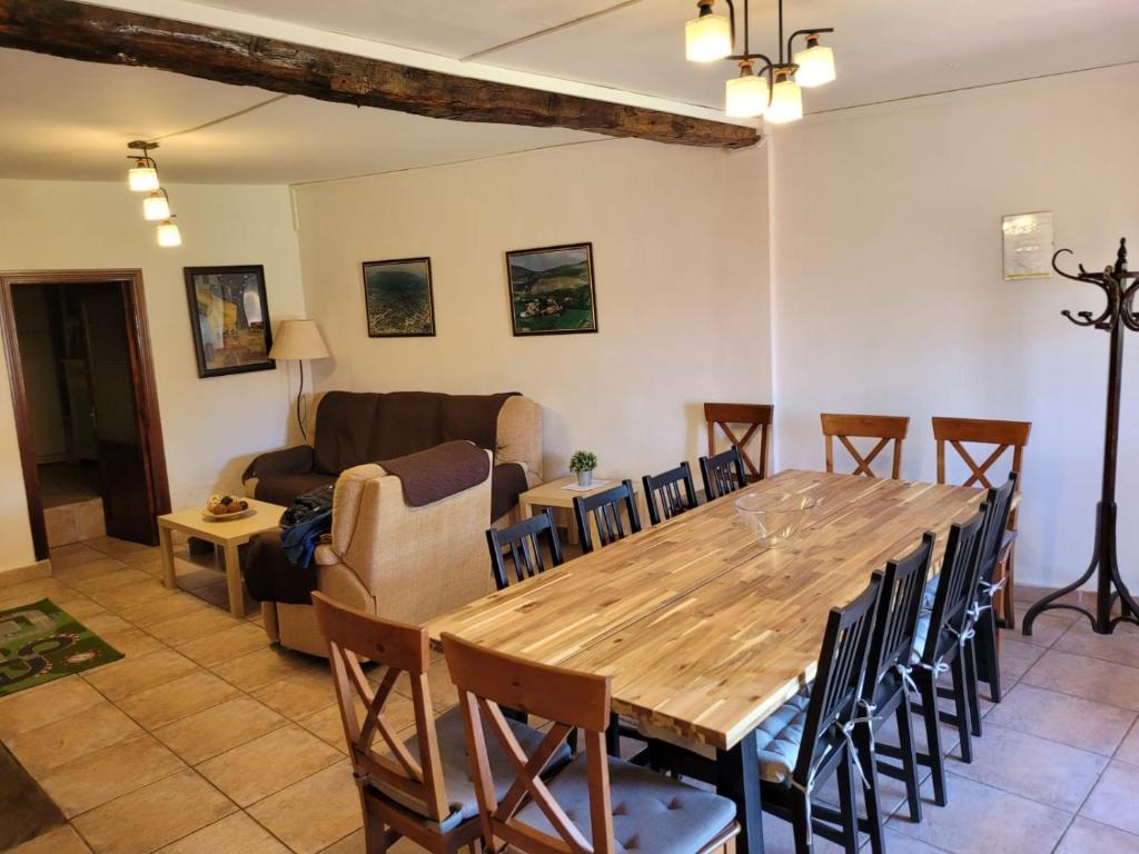 Casa en Orbó-Brañosera photo 2