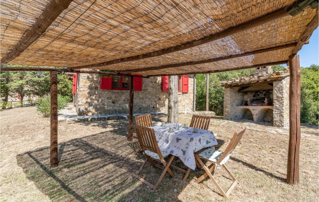 Beautiful Home In Sassetta With 2 Bedrooms, Wifi And Outdoor Swimming Pool photo 3