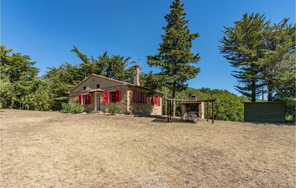 Beautiful Home In Sassetta With 2 Bedrooms, Wifi And Outdoor Swimming Pool photo 4