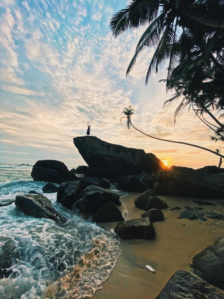 Sri Gemunu Beach Resort photo 1