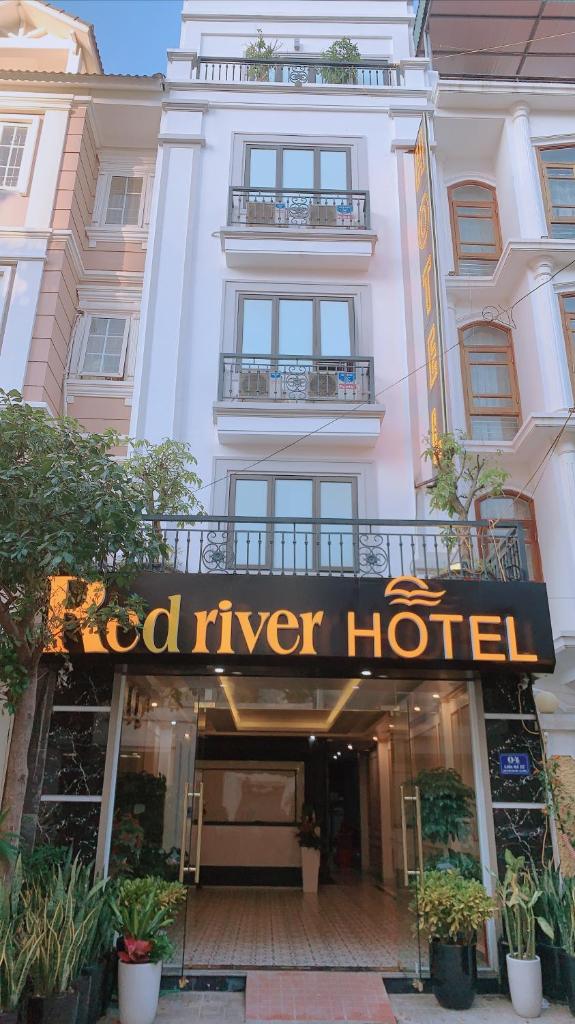 Hotel Red River