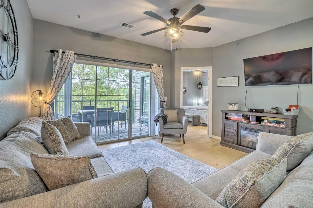 Branson Retreat with Community Pool and Hot Tub! photo 2
