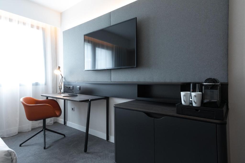 Holiday Inn Paris CDG Airport an IHG Hotel photo 1