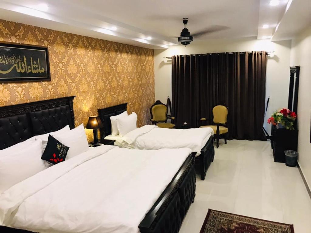 Royaute Luxury Hotel Sialkot photo 4