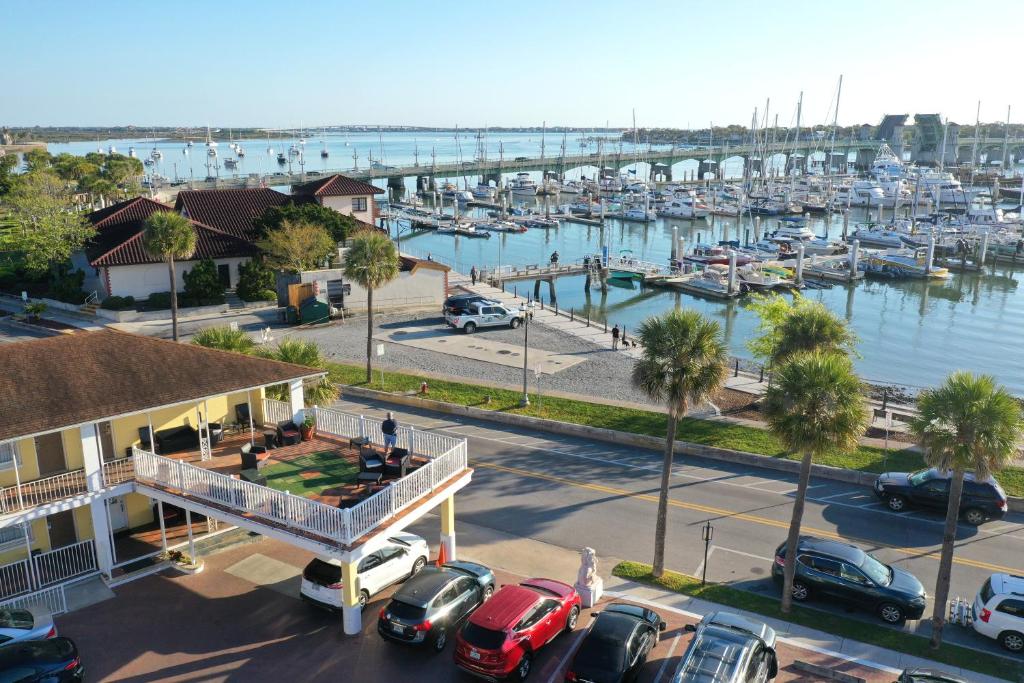 Historic Waterfront Marion Motor Lodge in downtown St Augustine photo 1