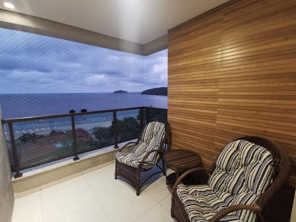 Aptos em HOME CLUB Frente Mar com Área de Lazer completa photo 4