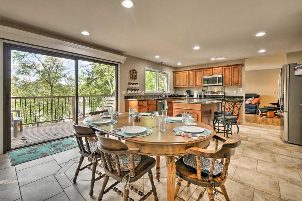 Chickamauga Lake Vacation Rental with Boat Dock! photo 1